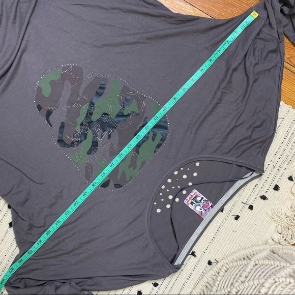 Frieda & Freddies Laser Cut Camo Skull Long Sleeve - Picture 6 of 10